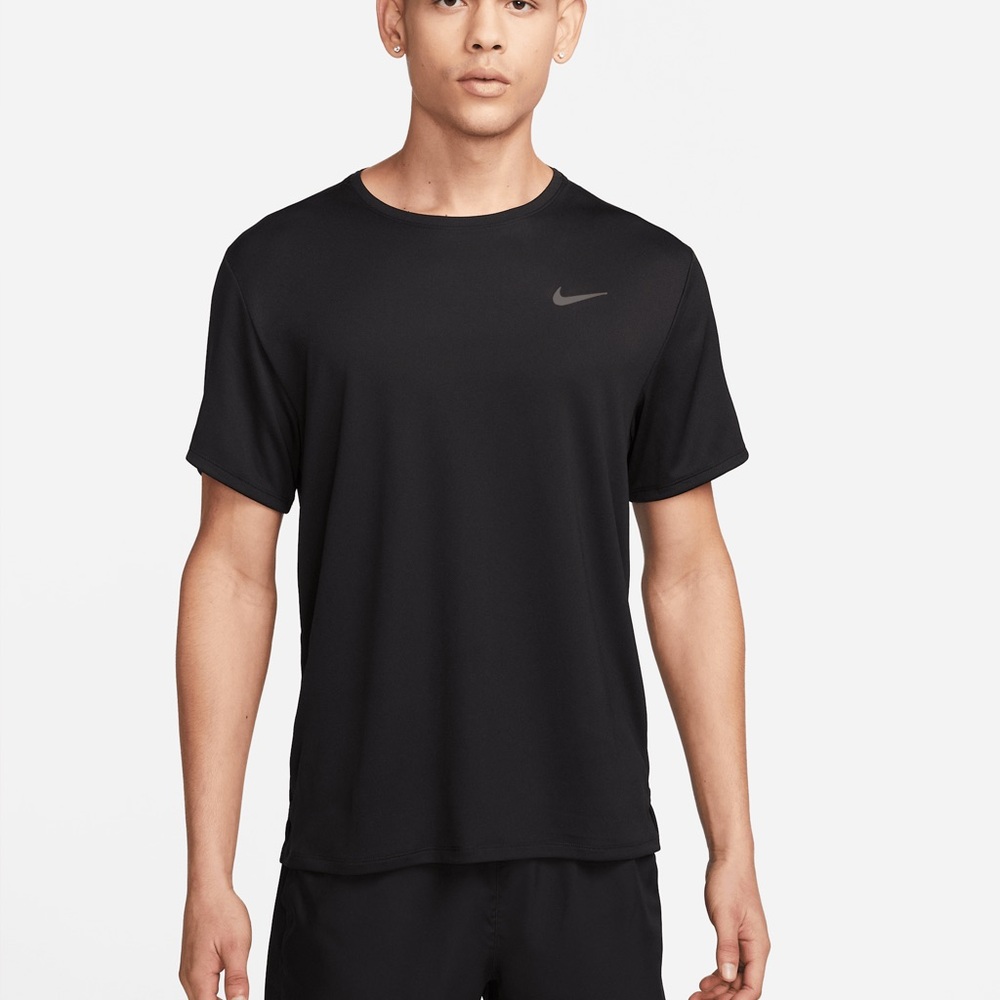 Nike Men's Dri-FIT UV Short-Sleeve Running Top